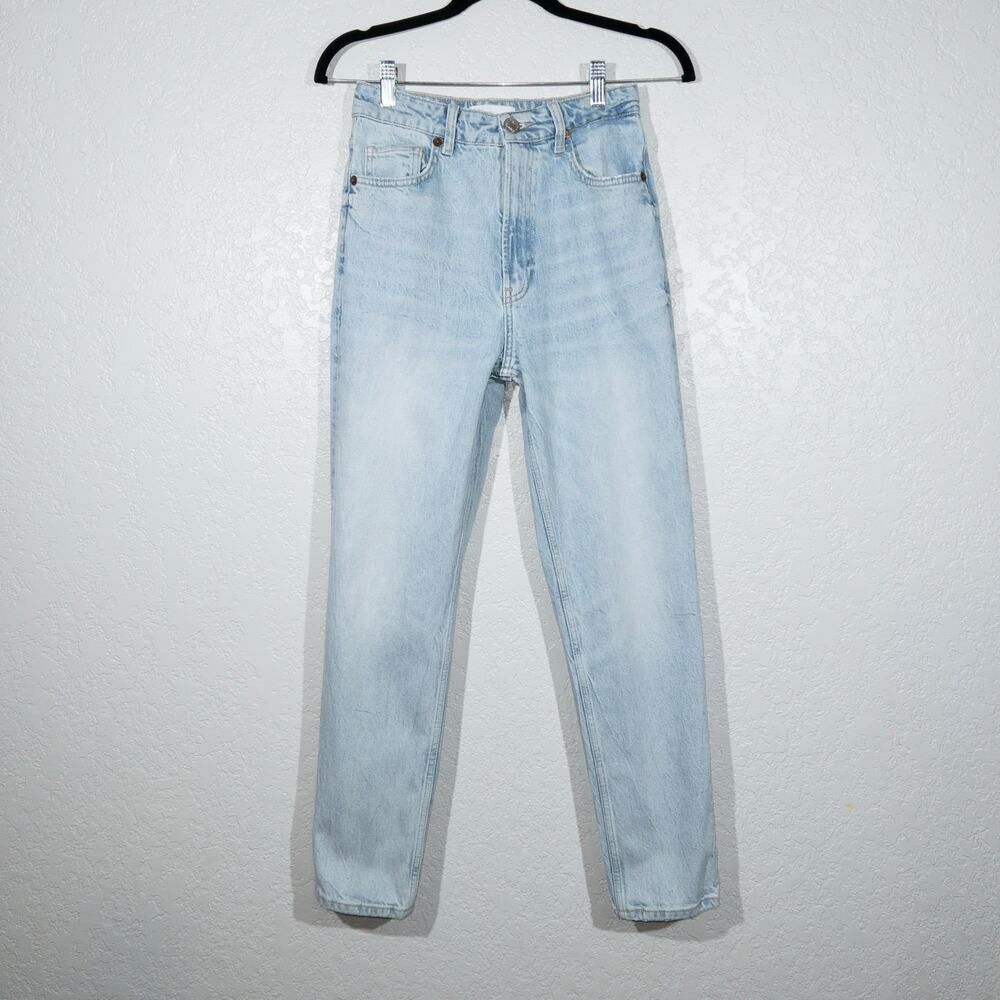 Zara Light Blue Wash Mom‎ Fit High Rise Jeans Size 2